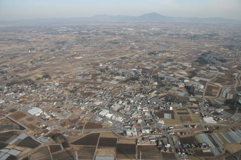 八千代町全景 後ろに見えるのは筑波山