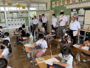町教育委員のみな様 学校訪問b