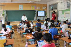 レッツ トライ タブレット３年生b