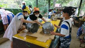 【野外炊飯】b