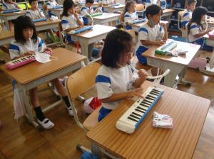 学習の秋～授業の様子より（１）～f