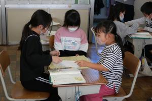 校内授業研究会（国語）d