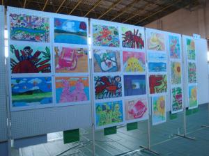 町秋まつり児童生徒作品展始まりましたf
