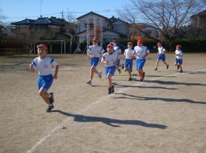 校内持久走記録会（５年生６年生）c