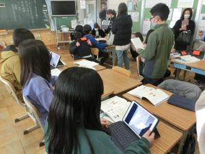 学年末授業参観・学年懇談会e
