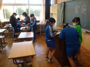 ３年生　クラブ見学b