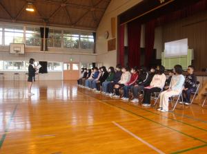 ６年生を送る会a