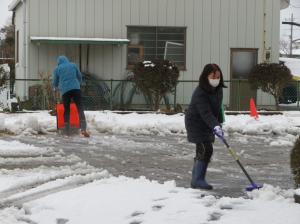 臨時休校　雪１