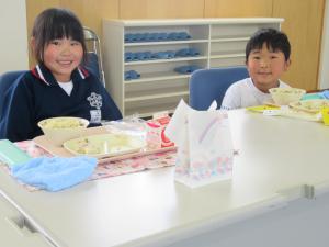 R7　誕生給食５月３