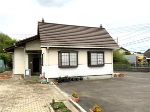 子育て交流サロン西側利用者玄関1