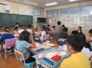 R7　２学期始めの給食６