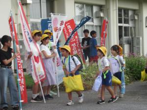 R7　あいさつ運動６年生３