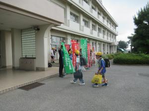R7　あいさつ運動６年生４