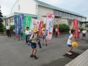 R7　１･２年あいさつ運動３