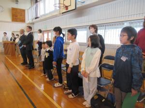 R7 ふれあいまつり東中演奏1