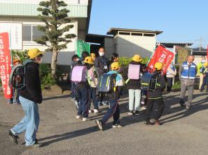 R7 青少年相談員あいさつ運動2