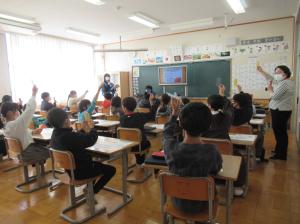 R7 トヨタ未来スクールくるま3