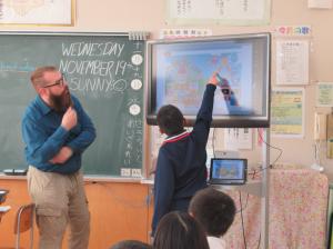 R7　３年外国語活動2４