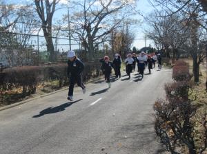 R7 3・4年持久走試走1