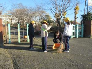 R7 落ち葉はきボランティア4