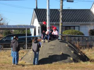 R8 休み時間の外遊び3