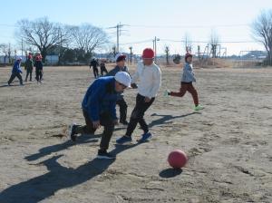 R8 休み時間の外遊び2