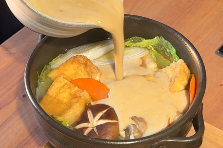 白菜豆乳麹鍋アップ(とうふやたかはし)