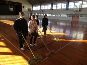 R8　委員会活動朝と６時間目８