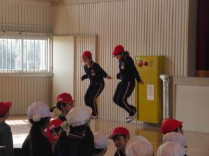 R8　なわとび集会１