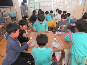 R8　新入児体験１１