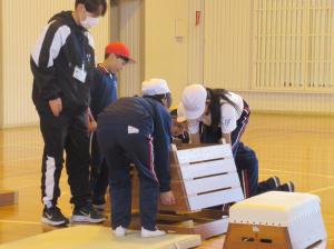 R8　３･４年合同体育３