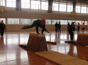 R8　３･４年合同体育５