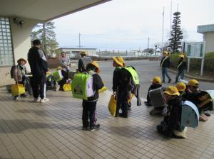 R8　1･3年下校集会１