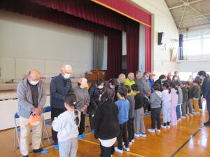 R8　見守り隊感謝の式３