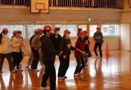 R8　６年生を送る会１７