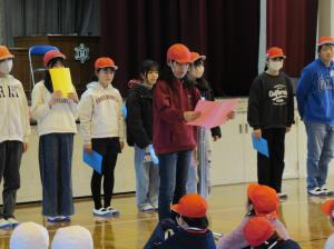 R8　６年生を送る会２５