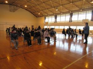 R8　卒業式の練習１