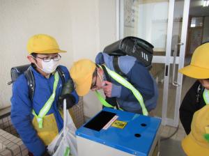 R8　アルミ缶プレス機デビュー３