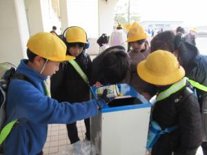 R8　アルミ缶プレス機デビュー５