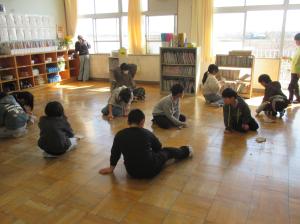 R8　学年末大掃除４