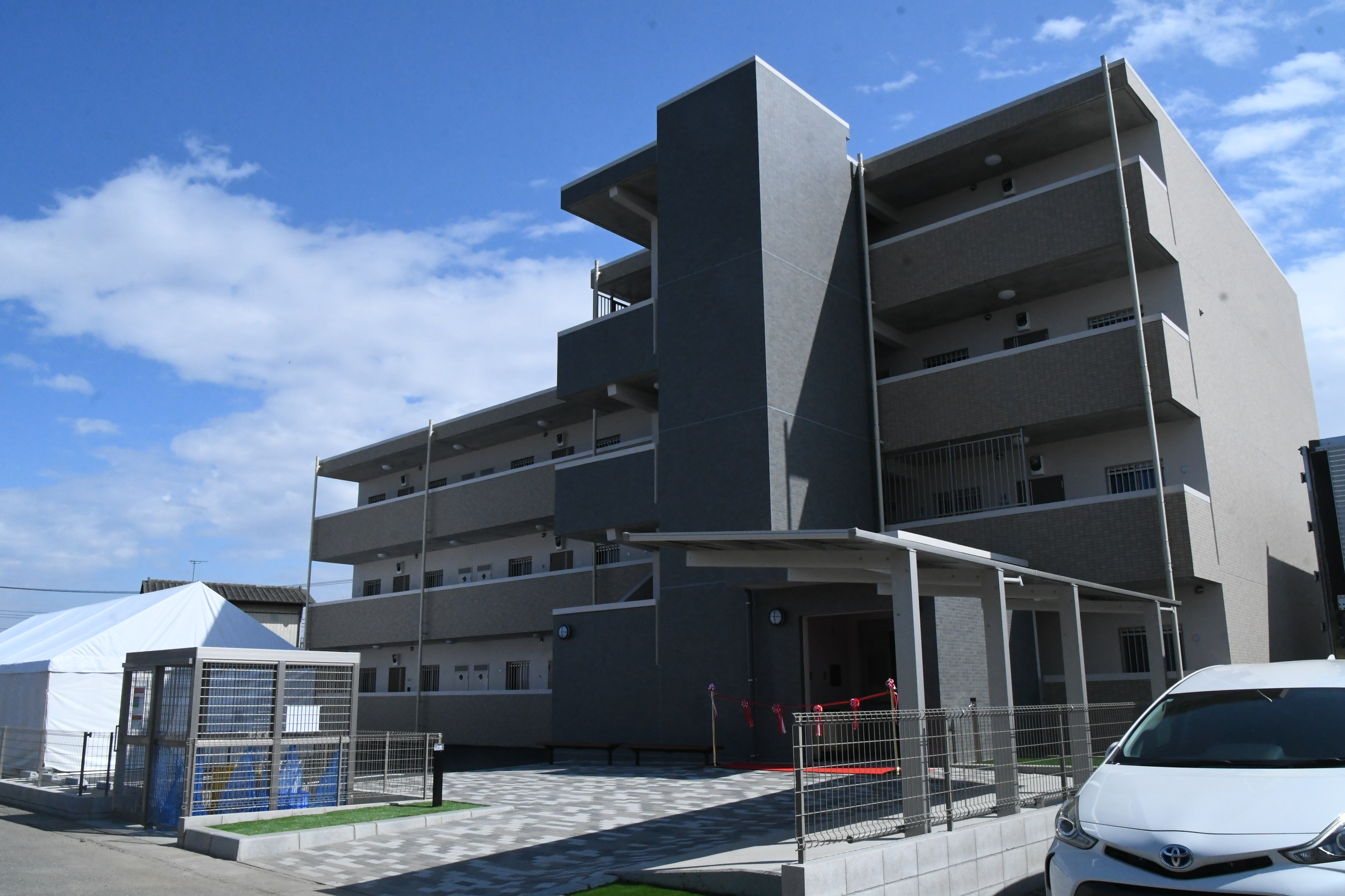 はなまるハイム落成式（外観）