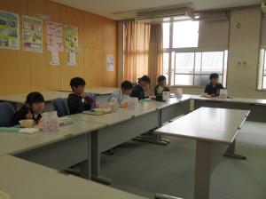 R8　誕生給食4月２