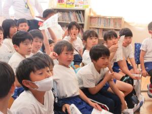 R8　読書ワールド「わくわくタイム」６