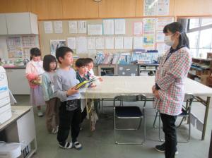 R8　学校探検４