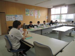 R8　５月誕生給食１