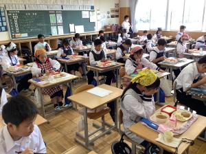 5.26給食３