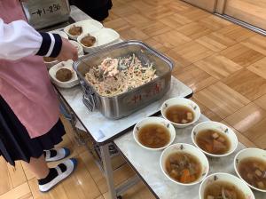 5.26給食４