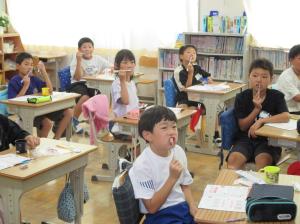 R8 4年全国歯みがき4