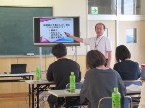 R8　家庭教育学級開級式３
