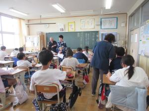 R8　６年俳句教室１